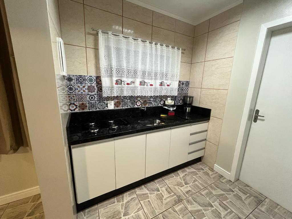 Residencial Bernardo 1 Dormitorio Florianópolis Eksteriør billede