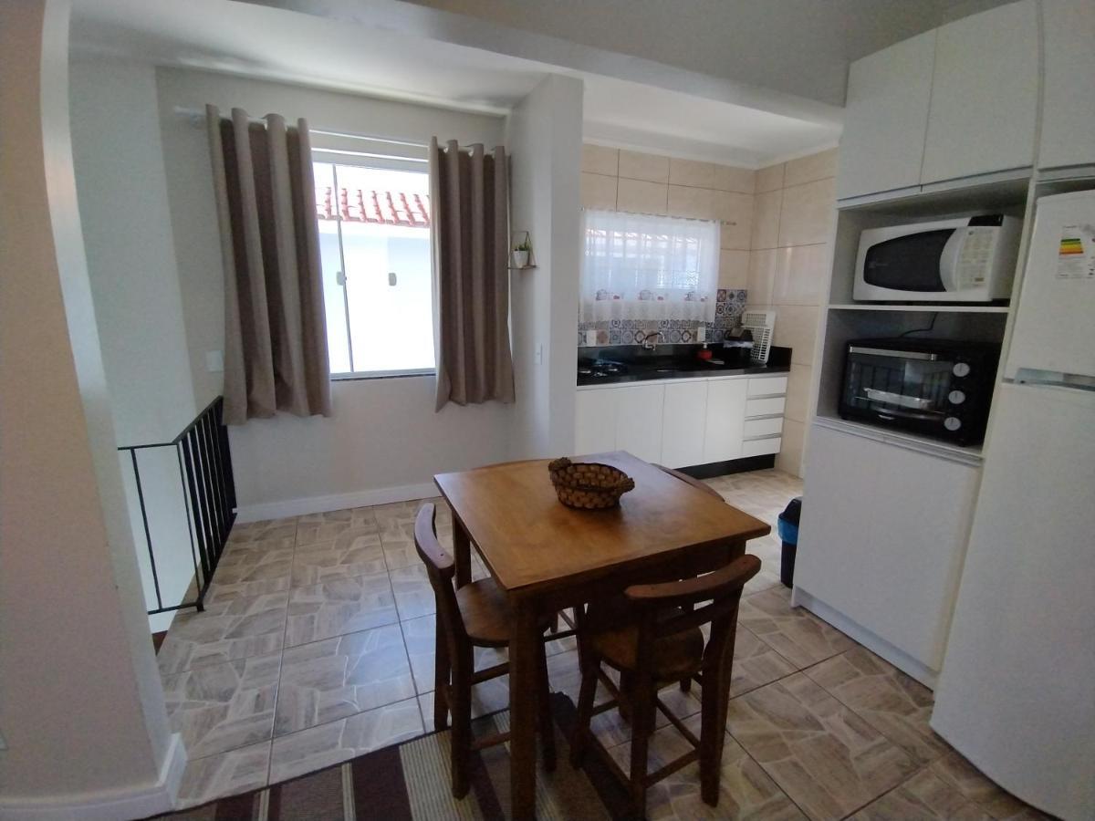 Residencial Bernardo 1 Dormitorio Florianópolis Eksteriør billede